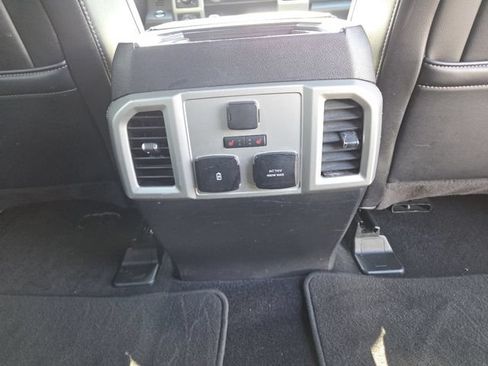 Used 2019 Ford F150 Lariat w/ Equipment Group 502A Luxury AWD/4WD image 24