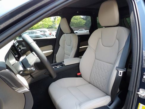 New 2026 Volvo XC60 B5 Plus w/ Protection Package Premier image 9