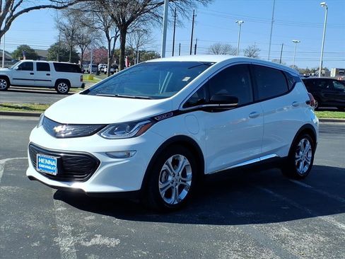 Used 2020 Chevrolet Bolt LT image 4