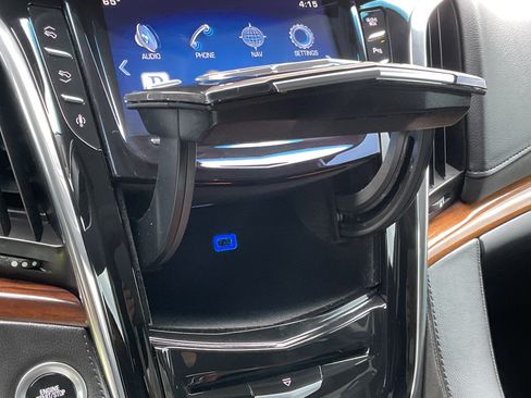Used 2015 Cadillac Escalade Premium AWD/4WD image 18