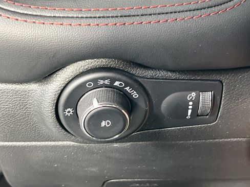 Used 2023 Dodge Durango R/T AWD/4WD image 10
