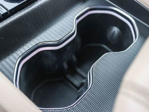 Used 2023 Jeep Grand Cherokee 4WD 4xe image 39