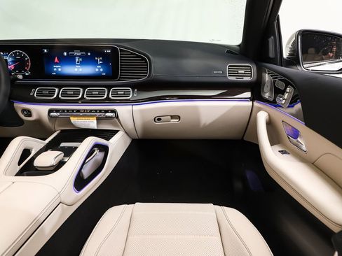 New 2026 Mercedes-Benz GLE 450 4MATIC Coupe image 18