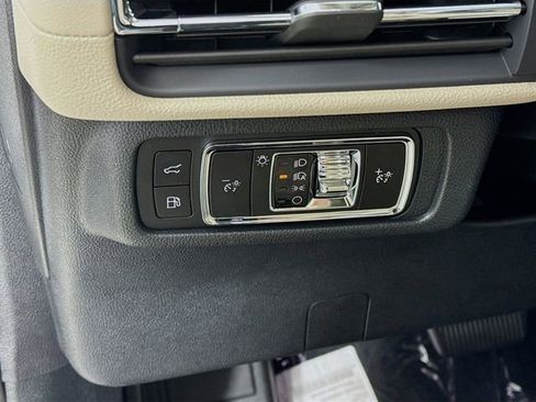 New 2026 Lincoln Corsair Grand Touring AWD/4WD image 11