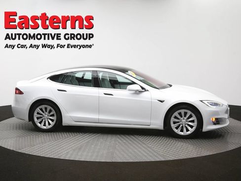 Used 2018 Tesla Model S 75D AWD/4WD image 30
