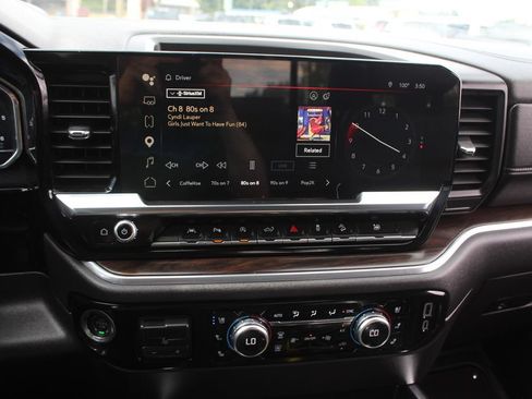 Used 2023 GMC Sierra 1500 SLT w/ SLT Premium Plus Package AWD/4WD image 23