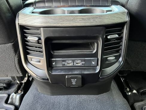 Used 2025 RAM 2500 Limited AWD/4WD image 51