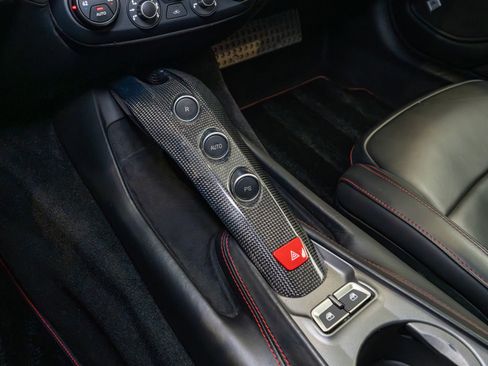 Used 2014 Ferrari F12 Berlinetta RWD image 15