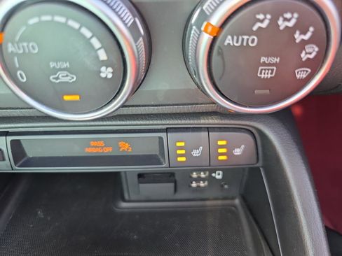 Used 2020 MAZDA MX-5 Miata RF 100th Anniversary RWD image 25