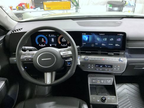 New 2026 Hyundai Kona SEL Premium AWD/4WD image 16