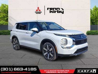 New 2025 Mitsubishi Outlander SE