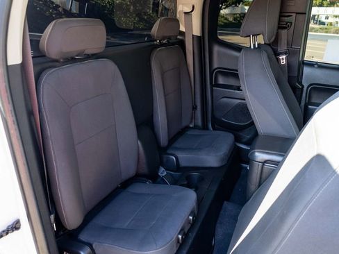 Used 2020 Chevrolet Colorado LT image 15