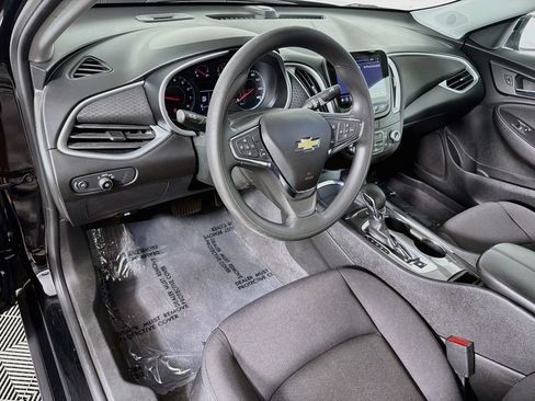 Used 2023 Chevrolet Malibu LT FWD image 9
