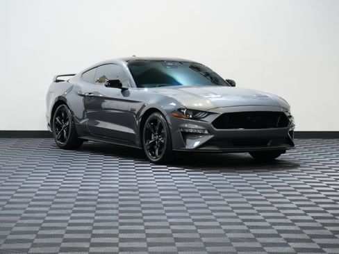 Used 2021 Ford Mustang GT RWD image 5