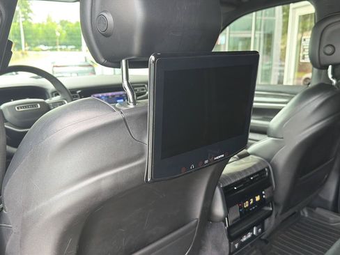Used 2022 Jeep Wagoneer Series II w/ Rear Seat Video Group 1 RWD image 11