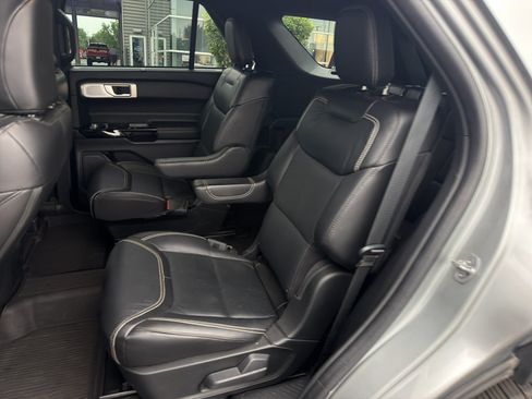 Used 2022 Ford Explorer ST w/ Equipment Group 401A AWD/4WD image 17