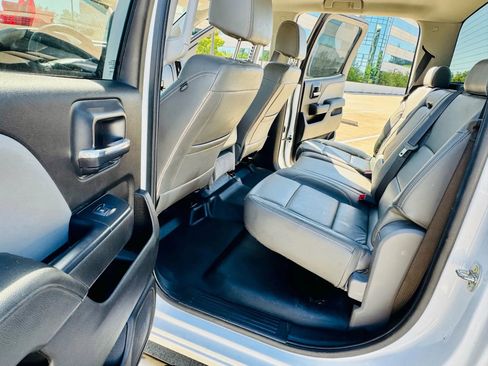 Used 2019 Chevrolet Silverado 2500 W/T w/ Snow Plow Prep Package image 29