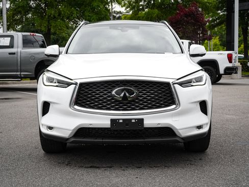 Used 2021 INFINITI QX50 Essential w/ Cargo Package FWD image 3