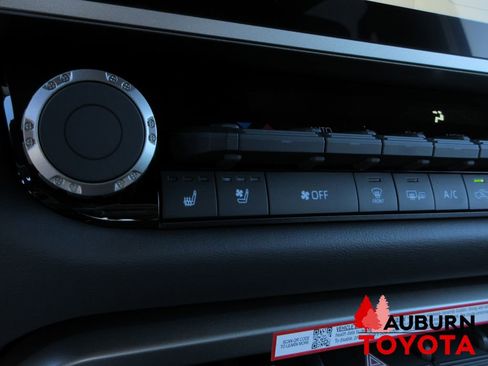 New 2026 Toyota Tundra Platinum image 13