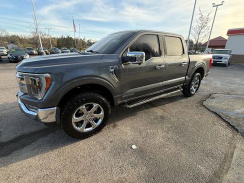 Used 2021 Ford F150 Lariat w/ Equipment Group 502A High image 3