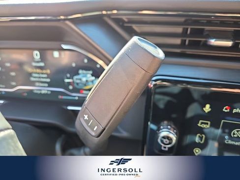 Used 2025 GMC Sierra 3500 AT4 image 18