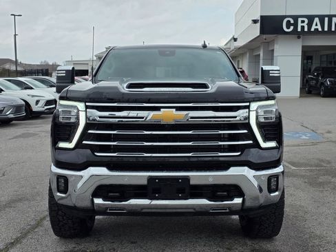 Used 2024 Chevrolet Silverado 2500 LTZ w/ LTZ Premium Package image 2