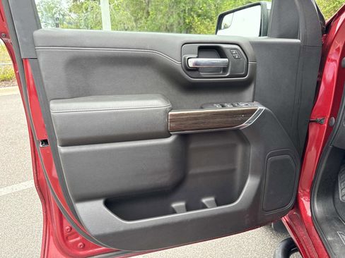 Used 2021 Chevrolet Silverado 1500 LT AWD/4WD image 17