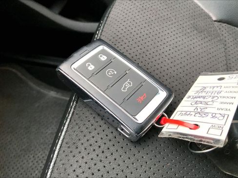 Used 2024 Jeep Grand Cherokee L Laredo image 26