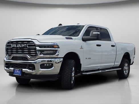 Used 2025 RAM 2500 Big Horn AWD/4WD image 20