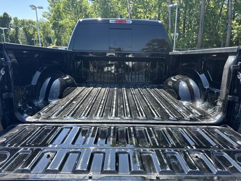 Used 2023 RAM 1500 Laramie AWD/4WD image 22