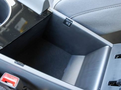 New 2025 Hyundai Elantra Blue image 13