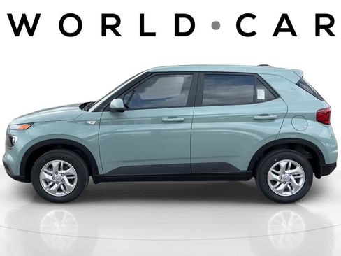 New 2026 Hyundai Venue SE image 6