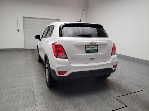 Used 2018 Chevrolet Trax LS FWD image 6