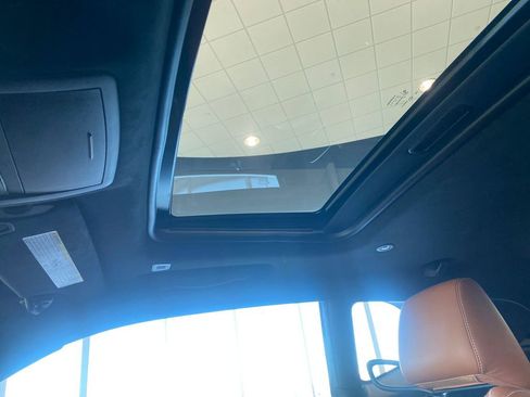 Used 2020 Dodge Challenger SRT Hellcat Redeye image 22