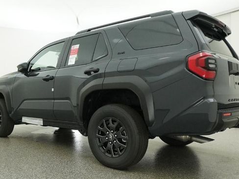 New 2026 Toyota 4Runner SR5 RWD image 21
