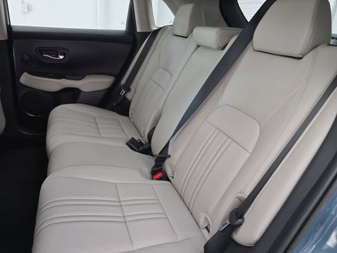 New 2026 Honda HR-V EX-L image 13