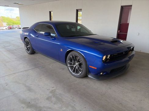 Used 2021 Dodge Challenger R/T Scat Pack image 3