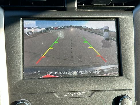 Used 2020 Ford Fusion SE image 17