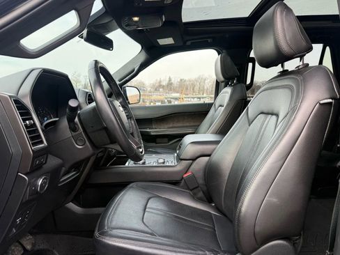 Used 2021 Ford Expedition Max Limited image 8