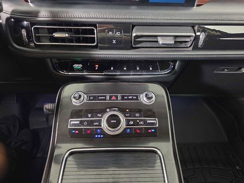 Used 2022 Lincoln Nautilus Reserve image 30