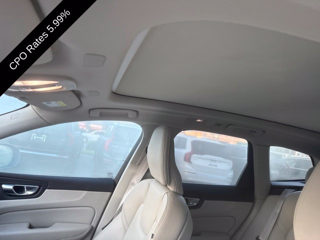 Certified 2023 Volvo XC60 B5 Core w/ Climate Package AWD/4WD image 19