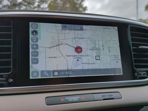 Certified 2021 Kia Sportage EX w/ EX Technology Package image 22