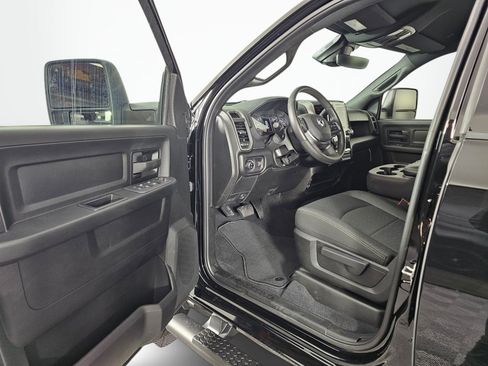 New 2026 RAM 3500 Tradesman AWD/4WD image 23