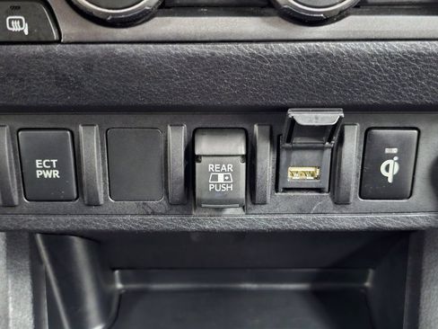 Used 2023 Toyota Tacoma TRD Sport AWD/4WD image 20