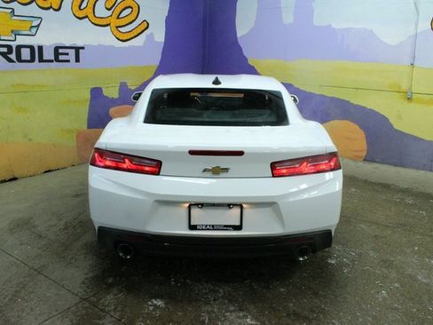 Used 2018 Chevrolet Camaro LT image 7