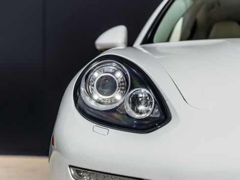 Used 2016 Porsche Panamera Edition image 18