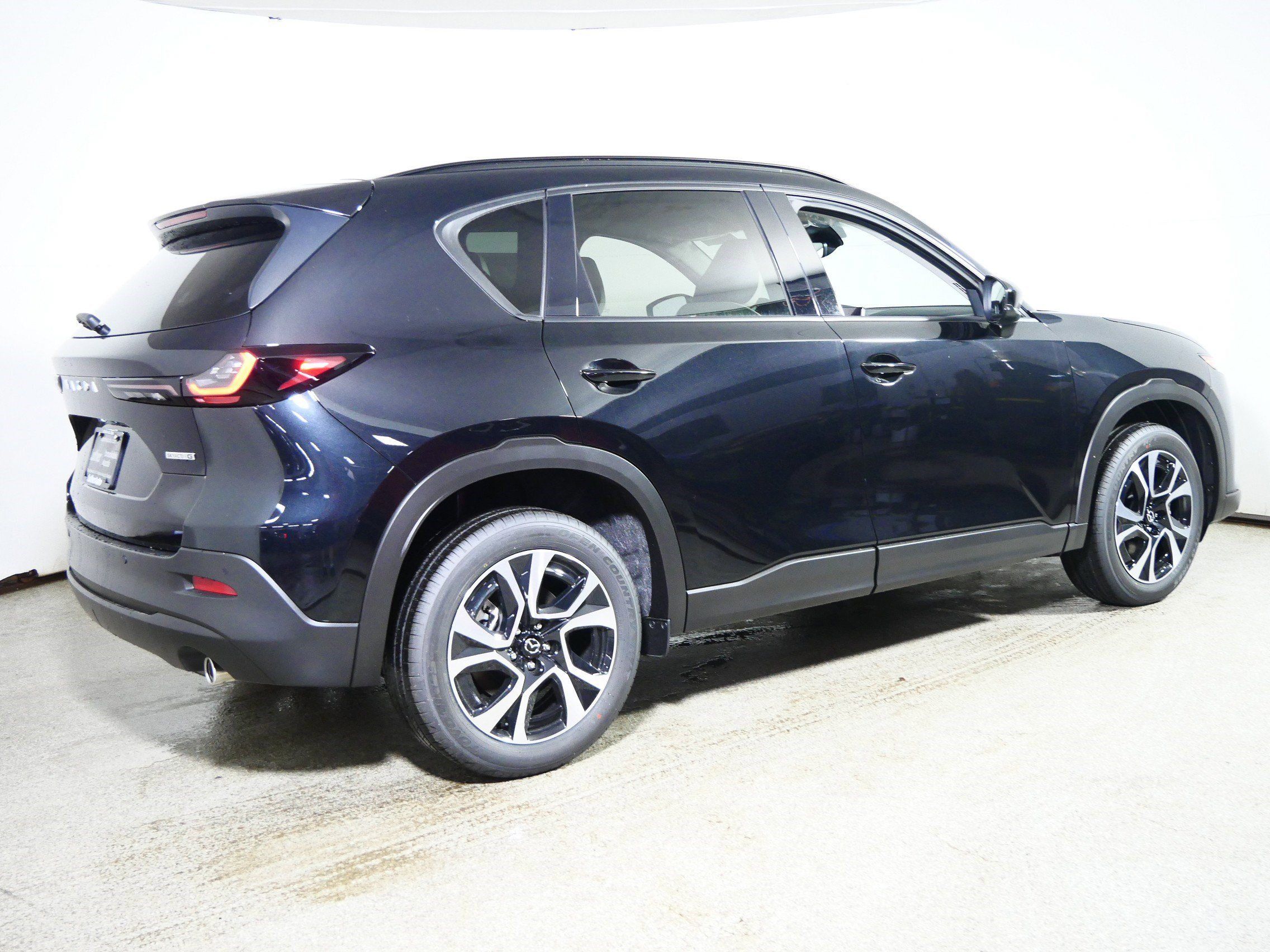 New 2026 MAZDA CX-5 Preferred AWD/4WD image 2