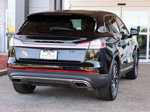Used 2019 Lincoln Nautilus Reserve image 5