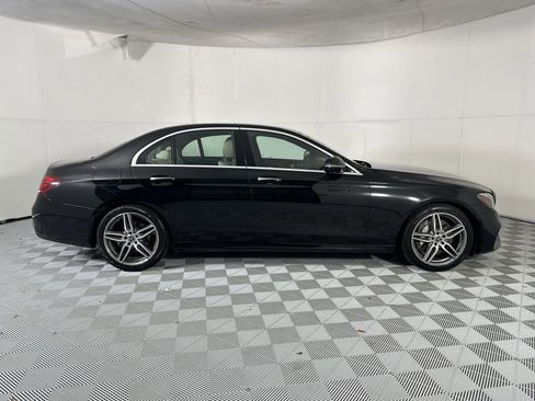 Used 2018 Mercedes-Benz E 300 image 9