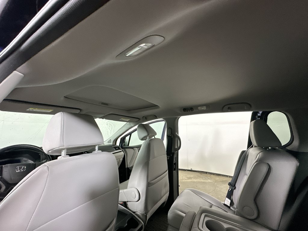 Used 2024 Honda Odyssey EX-L image 15